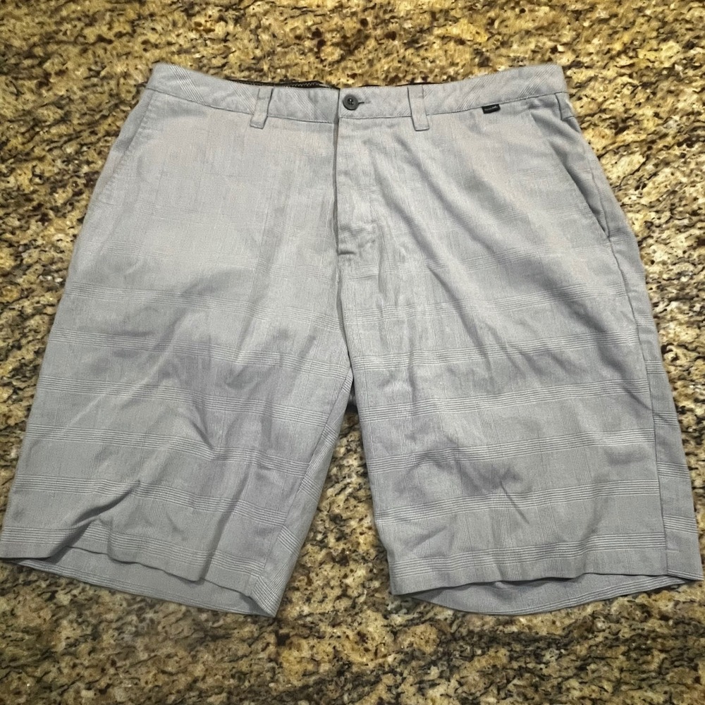 TravisMathew Mens Grey Plaid Golf‎ Shorts Size 38 Stretch Performance Casual